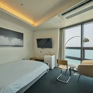 Hotel Uh The Haeundae, Busan